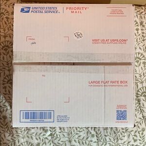 RESERVED BUNDLE: Hallie